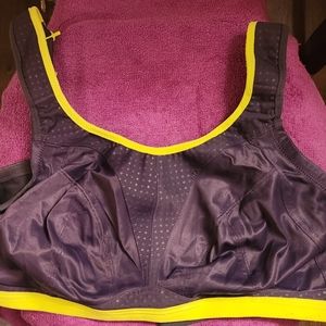 34G (UK) Freya Active Dynamic Wireless Sports Bra, Lime Twist Colorway